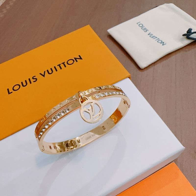 LV Bracelet 11yxx09